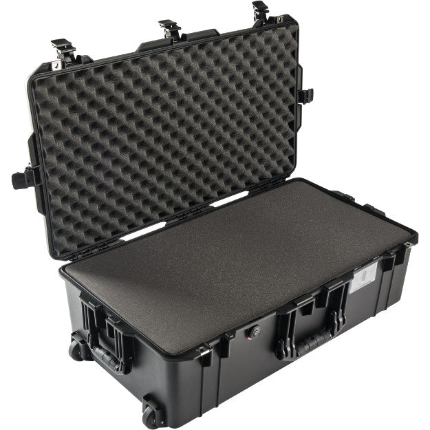Pelican 1615 Air Wheeled Case – Black