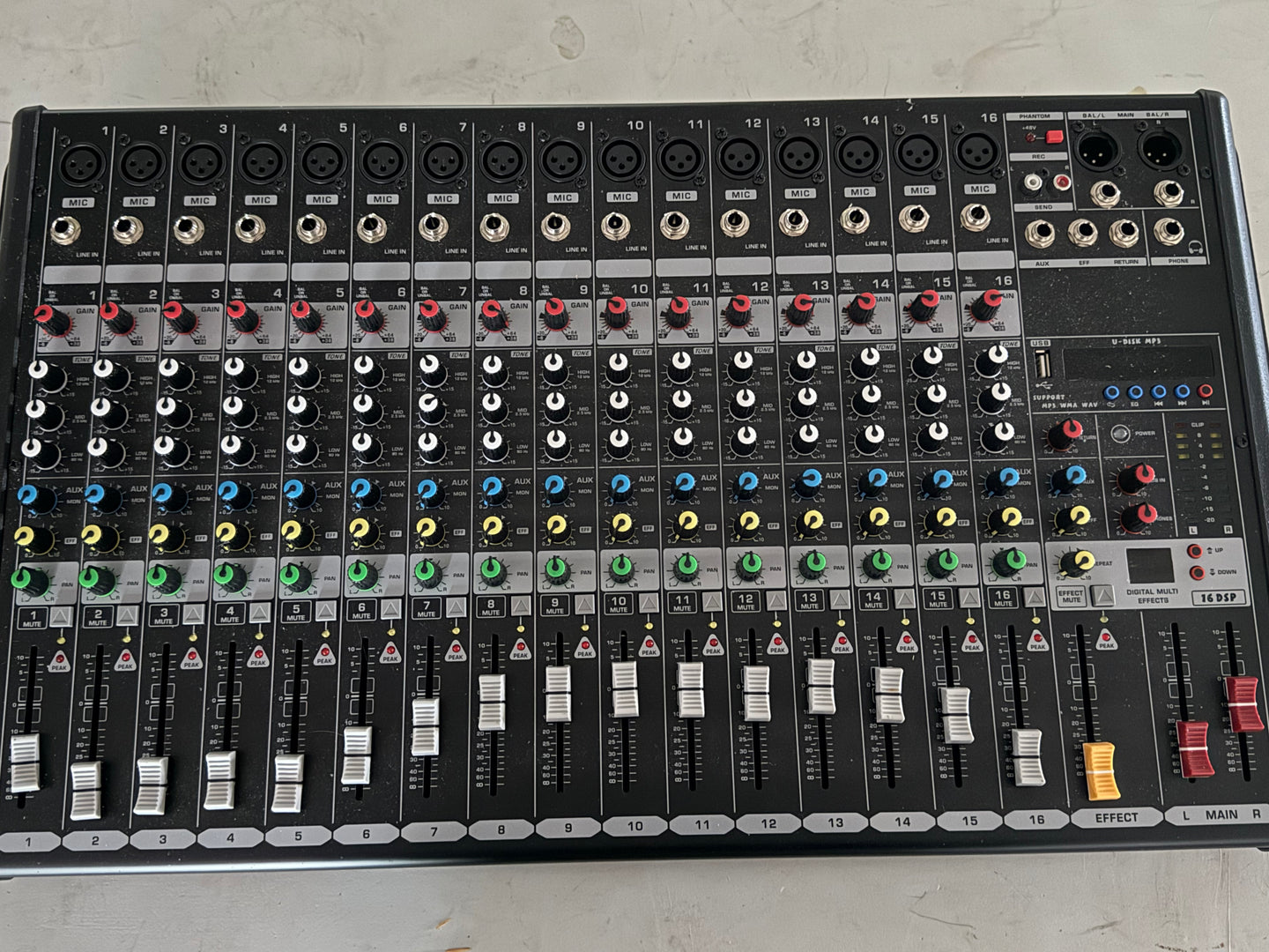 16-Channel Analog Mixer, Bent Fader