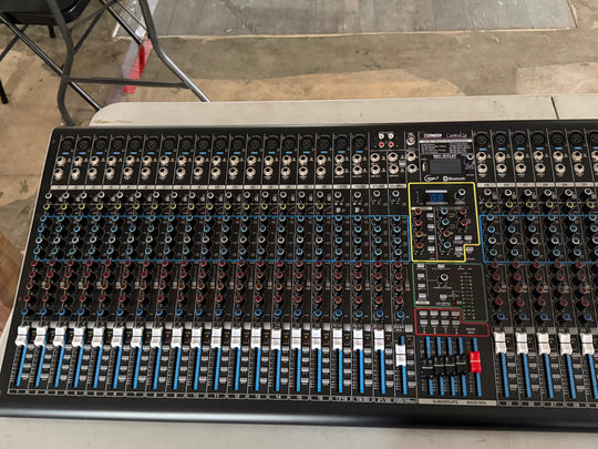 DX32C 32-Channel Mixer with Effects, view 2