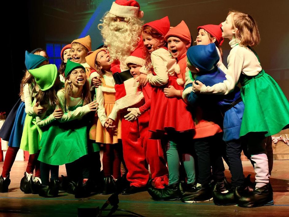 Elf The Musical JR. production photo, Newtown Stage Company