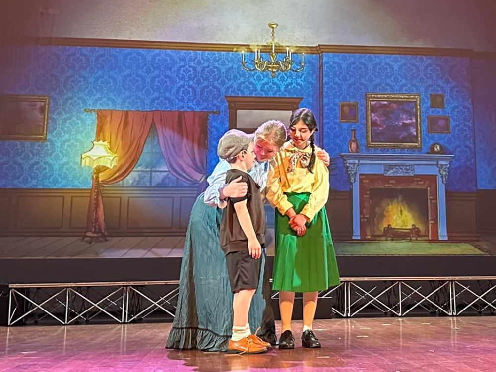 Cameron Mackintosh and Disney's Mary Poppins production photo, Yellow Door Theatre Project