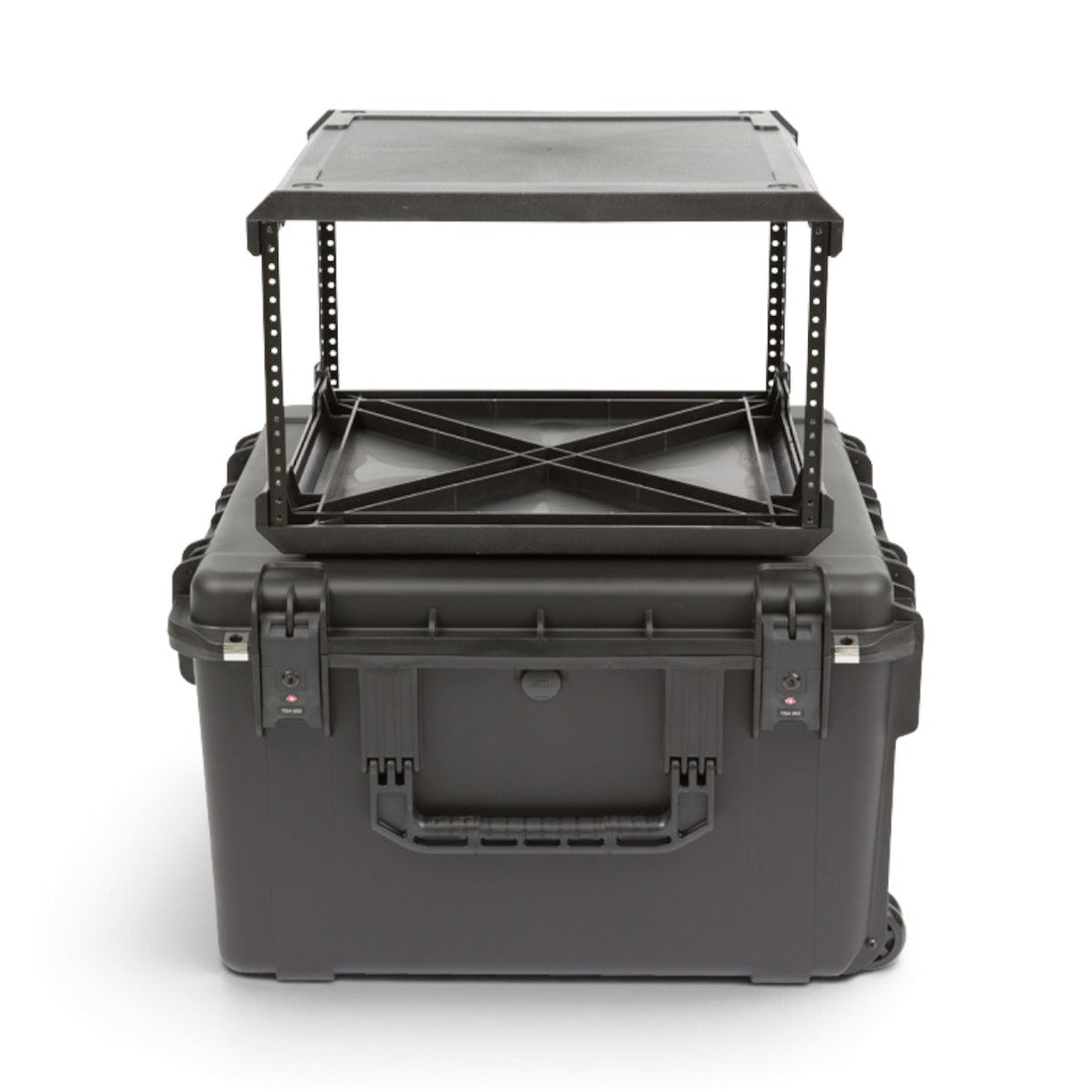 SKB iSeries 6U Injection-Molded Fly Rack – 20" Deep (3i-2424M146U)